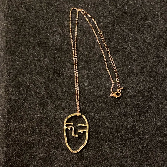 Abstract face necklace - Picture 3 of 8